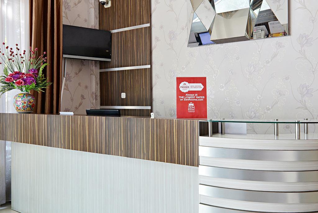 Zen Rooms Riau Natuna Bandung Luaran gambar